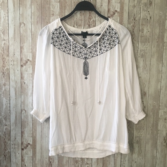 2/$20 Roots Embroidered Peasant Top